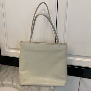 Ivory leather tote. Lined interior & inside pocket